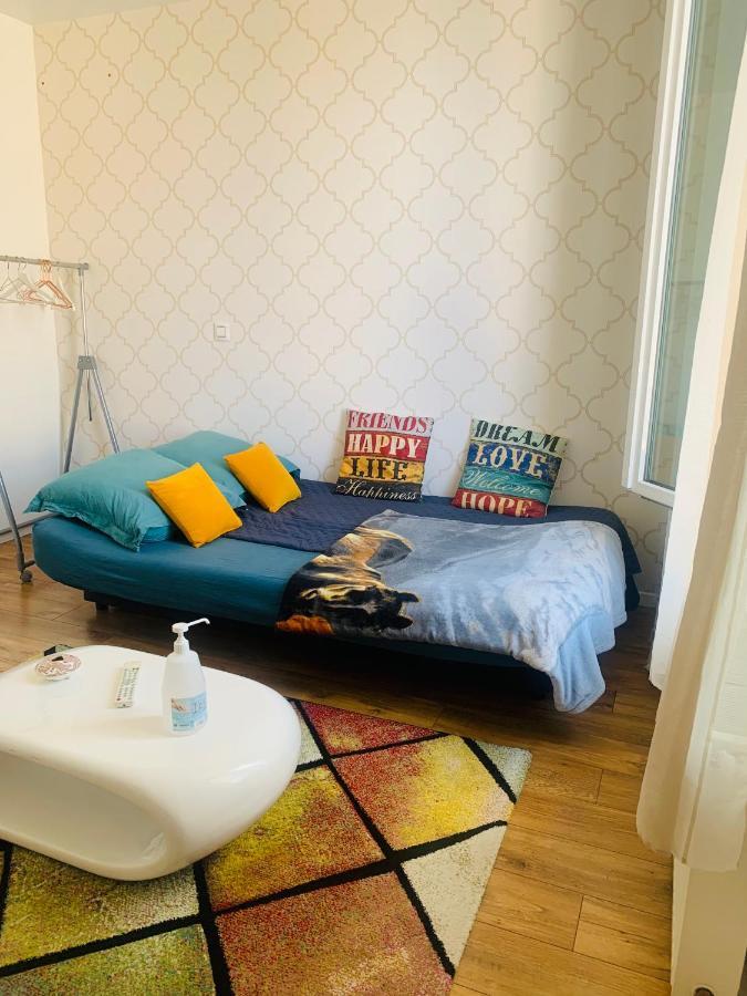 فيلنوف لو روا Chambre Cocooning Chez L'Habitant المظهر الخارجي الصورة